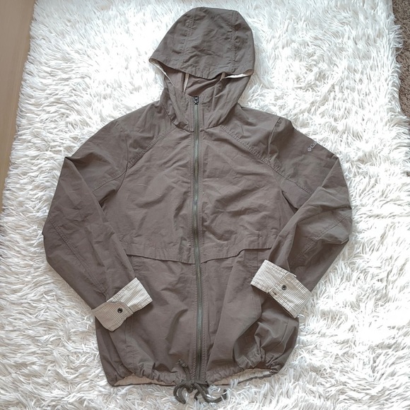 Columbia Jackets & Blazers - 𝅺Columbia Zip Up